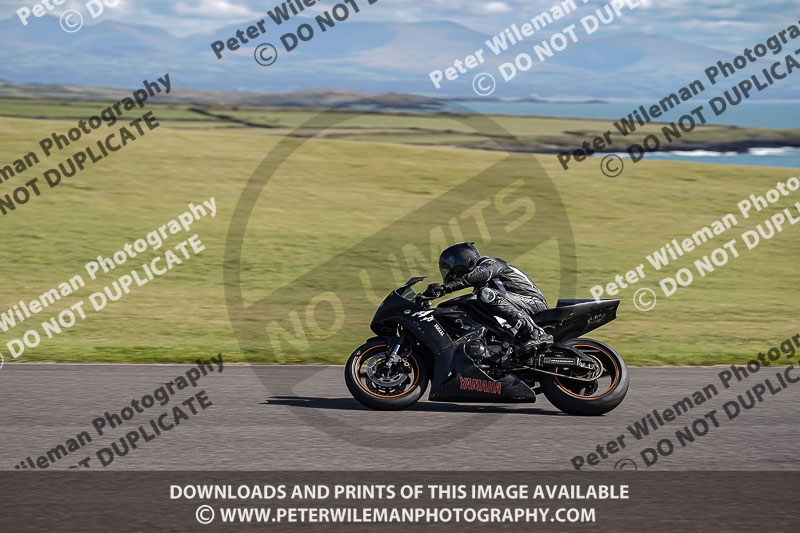 anglesey no limits trackday;anglesey photographs;anglesey trackday photographs;enduro digital images;event digital images;eventdigitalimages;no limits trackdays;peter wileman photography;racing digital images;trac mon;trackday digital images;trackday photos;ty croes